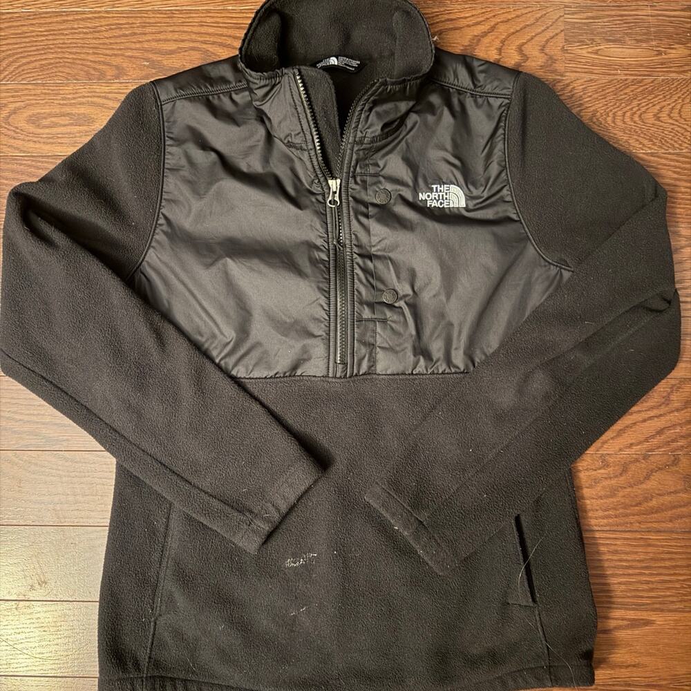 The North Face Women’s Fleece Quarter Zip Size Small